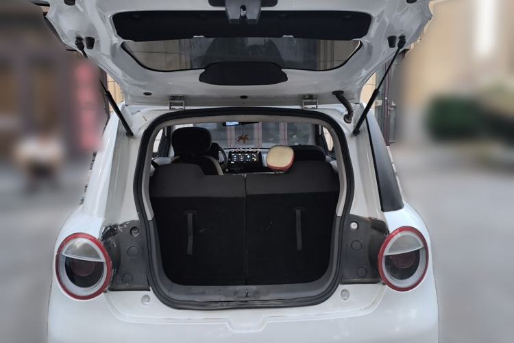 Used CHANGAN NEVO Lumin 2022 155 km – Refreshingly Sweet Edition Trunk