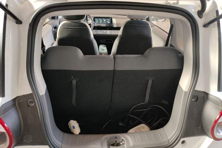 Used CHANGAN NEVO Lumin 2022 210km Sweet Edition Trunk