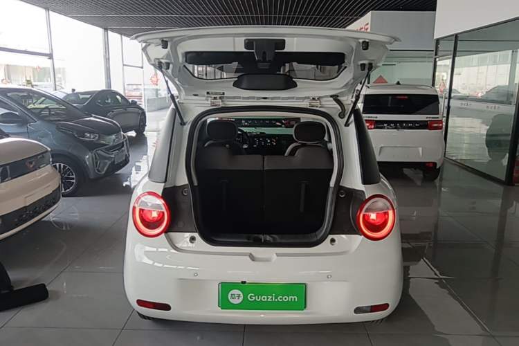 Used CHANGAN NEVO Lumin 2022 210km Sweet Edition Trunk