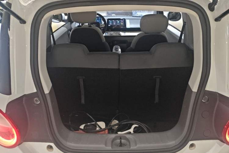 Used CHANGAN NEVO Lumin 2022 210km Sweet Edition Trunk