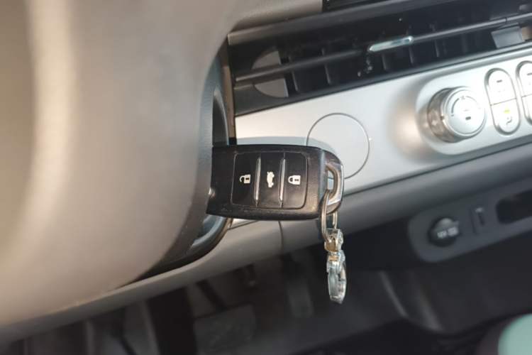 Used CHANGAN NEVO Lumin 2022 155 km – Refreshingly Sweet Edition Vehicle Key