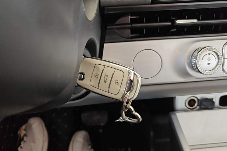 Used CHANGAN NEVO Lumin 2022 210km Sweet Edition Vehicle Key