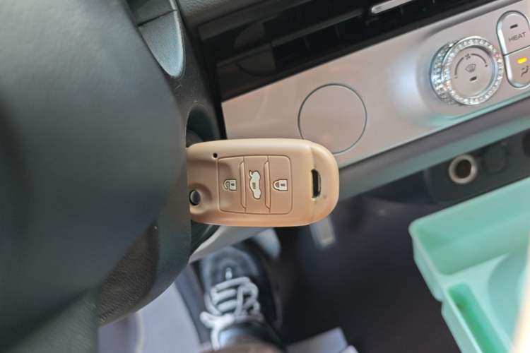 Used CHANGAN NEVO Lumin 2022 155 km – Refreshingly Sweet Edition Vehicle Key