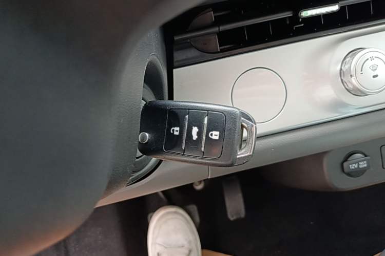Used CHANGAN NEVO Lumin 2022 155 km – Refreshingly Sweet Edition Vehicle Key