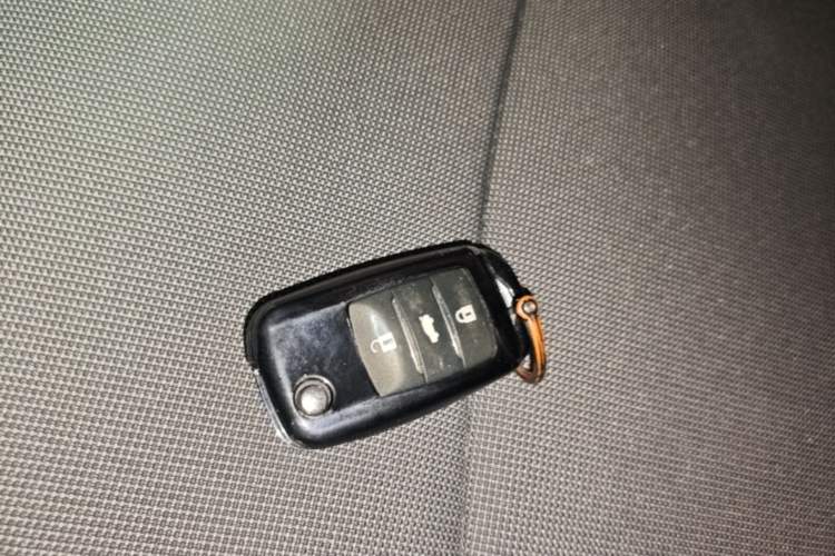 Used CHANGAN NEVO Lumin 2022 155 km – Refreshingly Sweet Edition Vehicle Key
