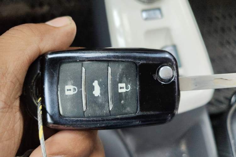 Used CHANGAN NEVO Lumin 2022 155 km – Refreshingly Sweet Edition Vehicle Key