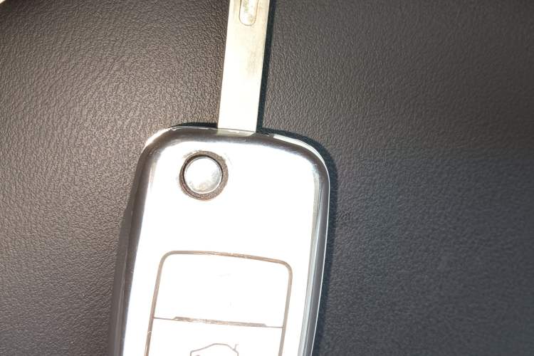 Used CHANGAN NEVO Lumin 2022 155 km – Refreshingly Sweet Edition Vehicle Key