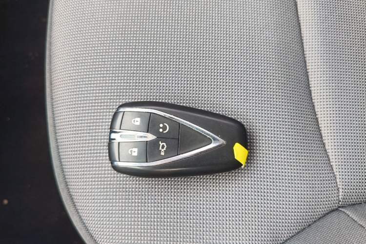 Used CHANGAN NEVO Lumin 2022 210km Sweet Edition Vehicle Key