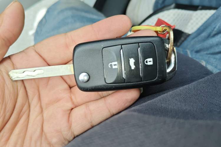 Used CHANGAN NEVO Lumin 2022 155 km – Refreshingly Sweet Edition Vehicle Key