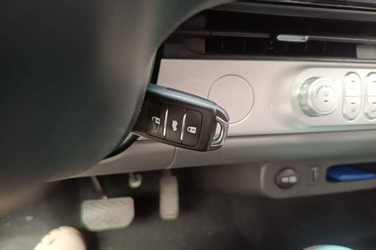 Used CHANGAN NEVO Lumin 2022 155 km – Refreshingly Sweet Edition Vehicle Key