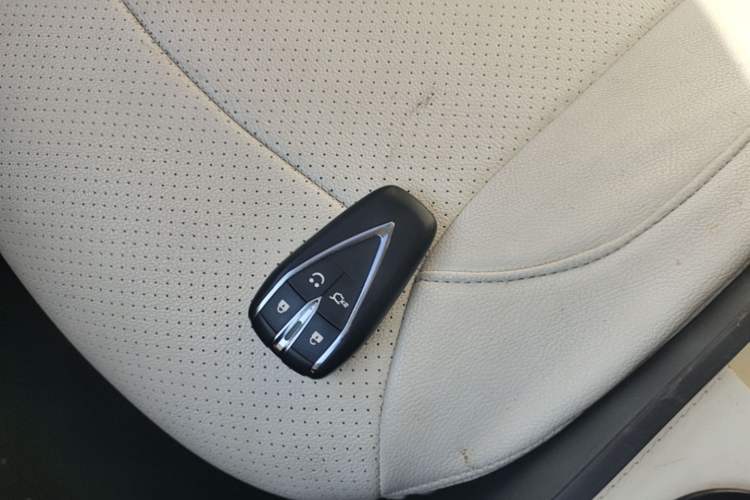 Used CHANGAN NEVO Lumin 2022 210km Sweet Edition Vehicle Key