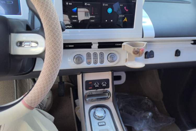 Used CHANGAN NEVO Lumin 2022 210km Sweet Edition Audio And AC Panel