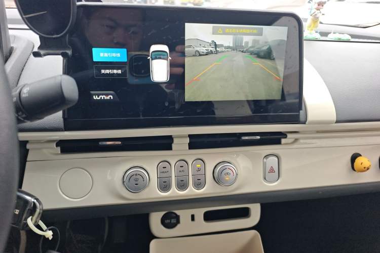 Used CHANGAN NEVO Lumin 2022 155 km – Refreshingly Sweet Edition Audio And AC Panel