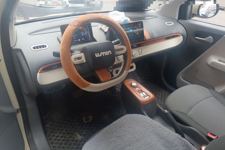 Used CHANGAN NEVO Lumin 2022 155 km – Refreshingly Sweet Edition Center Console
