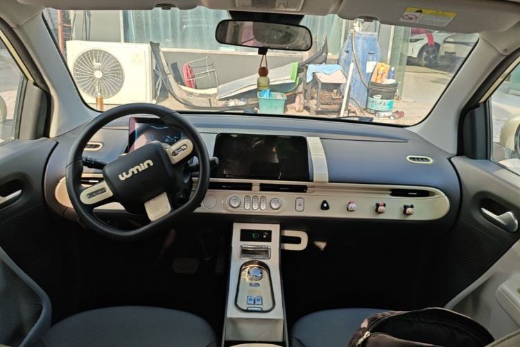 Used CHANGAN NEVO Lumin 2022 155 km – Refreshingly Sweet Edition Center Console