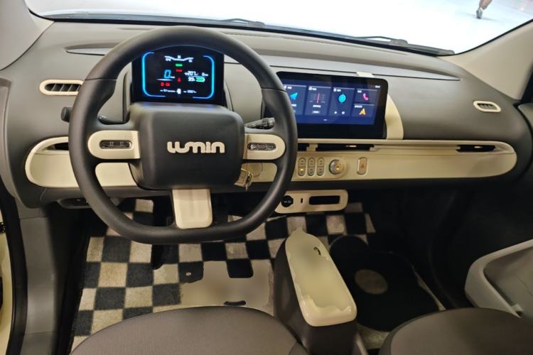 Used CHANGAN NEVO Lumin 2022 210km Sweet Edition Center Console