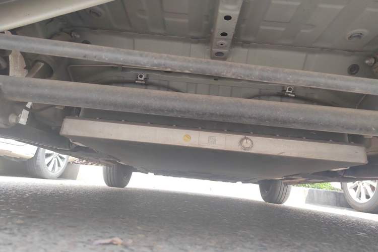 Used CHANGAN NEVO Lumin 2022 210km Sweet Edition Chassis Rear
