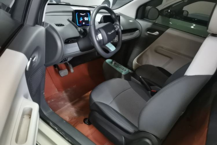 Used CHANGAN NEVO Lumin 2022 155 km – Refreshingly Sweet Edition Driver Seat