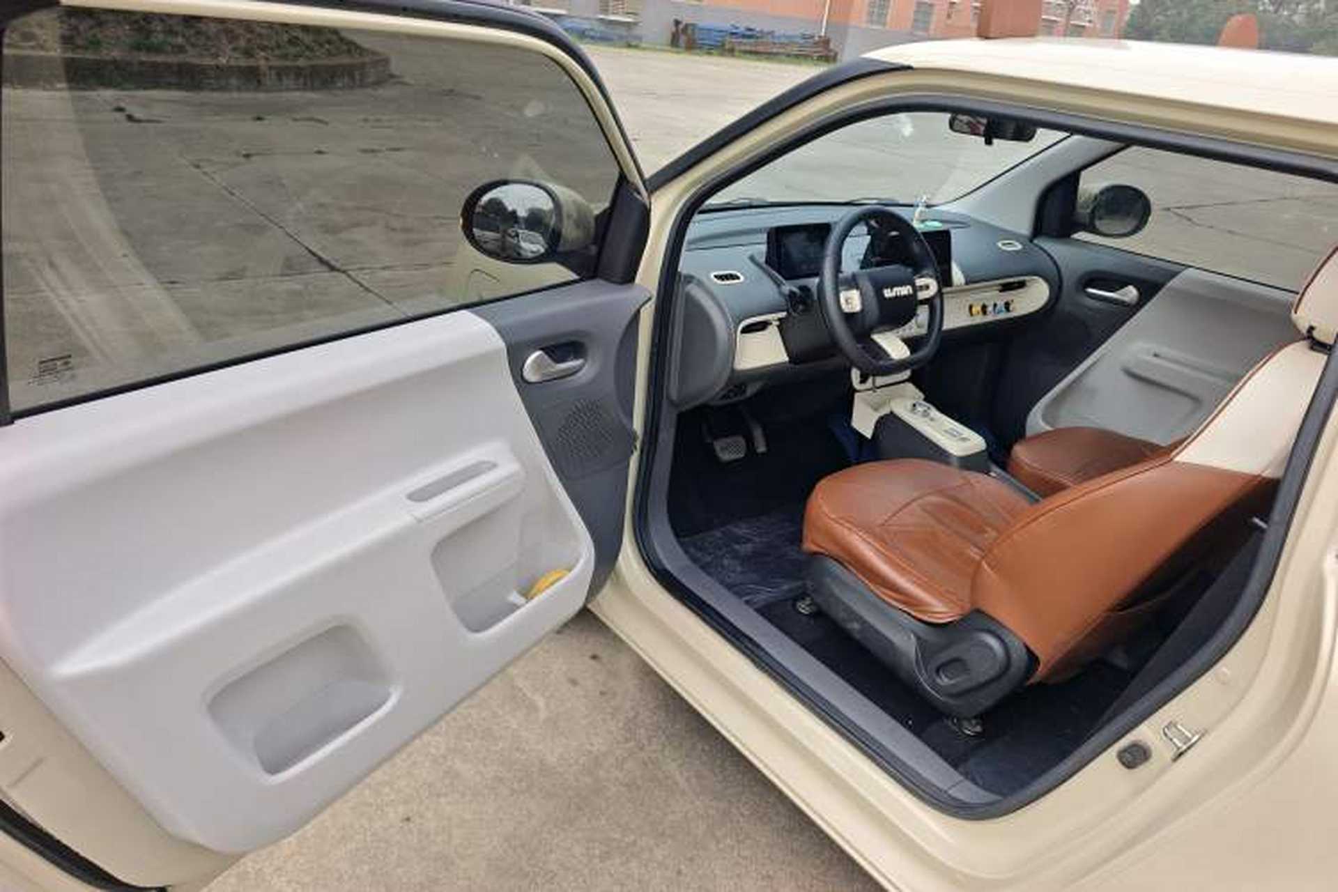 Used CHANGAN NEVO Lumin 2022 155 km – Refreshingly Sweet Edition Driver Seat