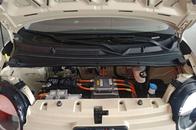 Used CHANGAN NEVO Lumin 2022 155 km – Refreshingly Sweet Edition Engine Bay
