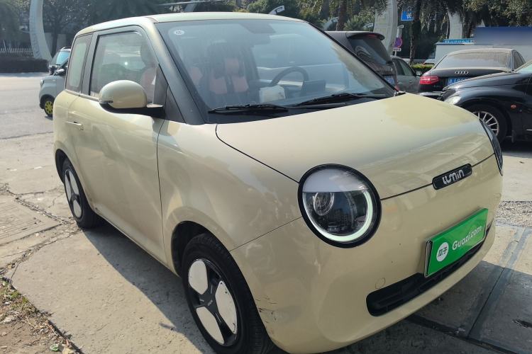 Used CHANGAN NEVO Lumin 2022 301km Honey-Sweet Version Exterior 1