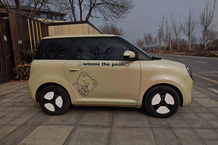 Used CHANGAN NEVO Lumin 2022 210km Sweet Edition Exterior 3