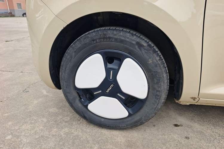 Used CHANGAN NEVO Lumin 2022 155 km – Refreshingly Sweet Edition Exterior 4