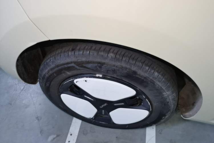 Used CHANGAN NEVO Lumin 2022 155 km – Refreshingly Sweet Edition Exterior 5