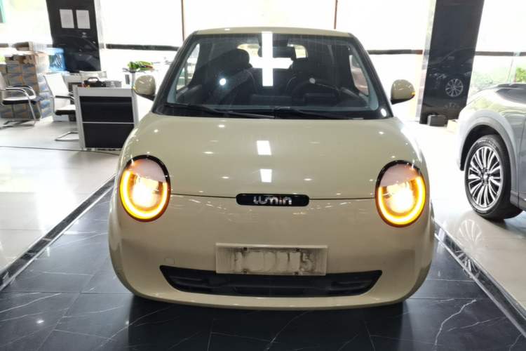 Used CHANGAN NEVO Lumin 2022 210km Sweet Edition Front