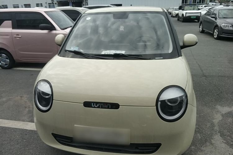 Used CHANGAN NEVO Lumin 2022 210km Sweet Edition Front