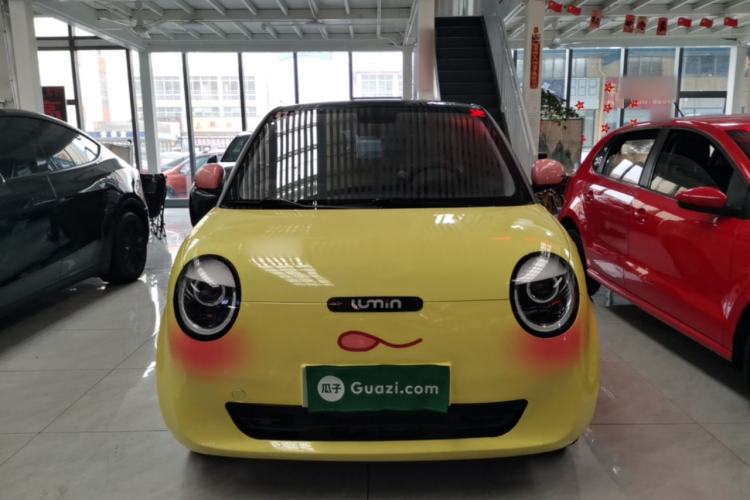 Used CHANGAN NEVO Lumin 2022 155 km – Refreshingly Sweet Edition Front