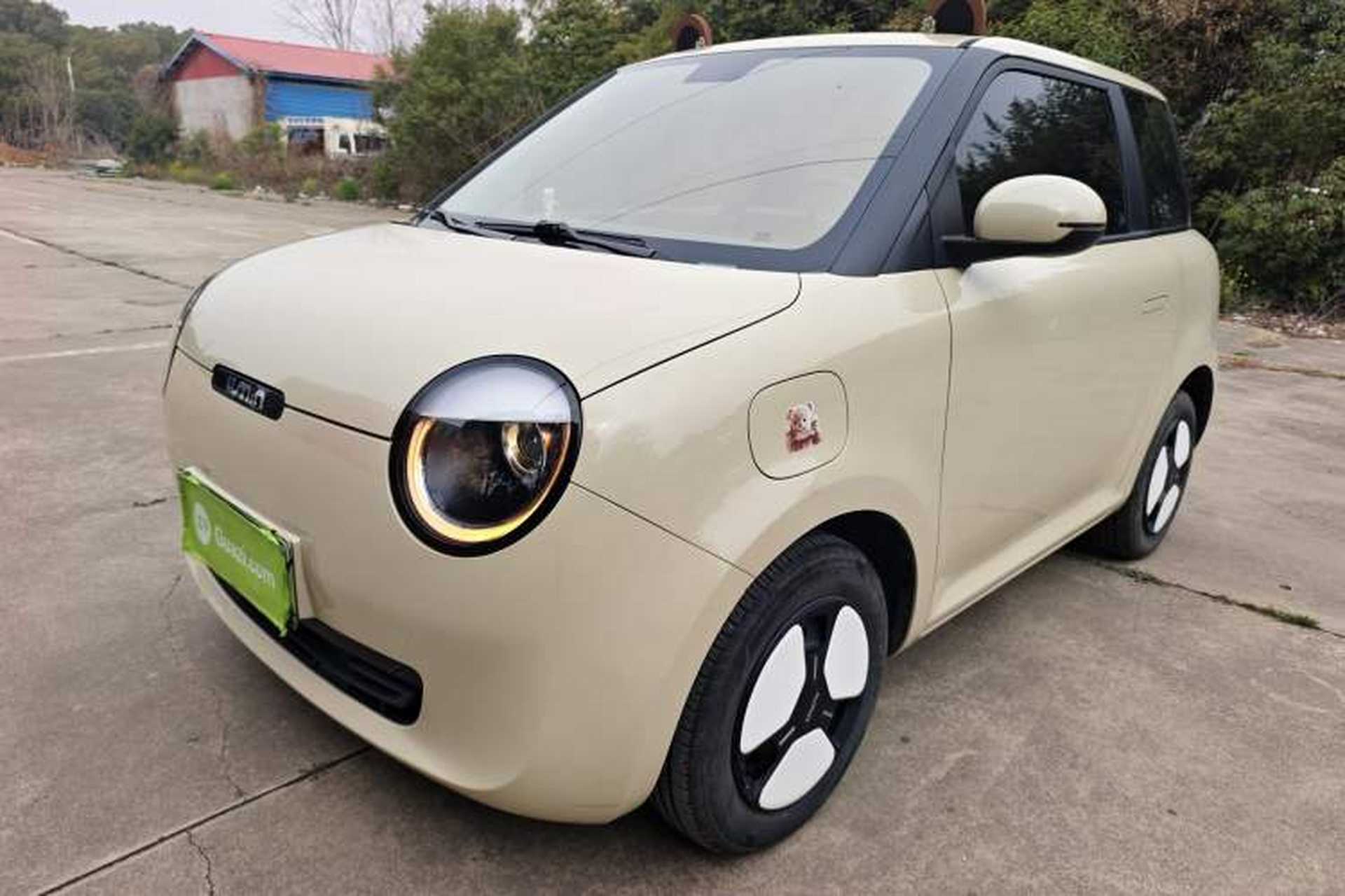 Used CHANGAN NEVO Lumin 2022 155 km – Refreshingly Sweet Edition Front Left 45 Deg