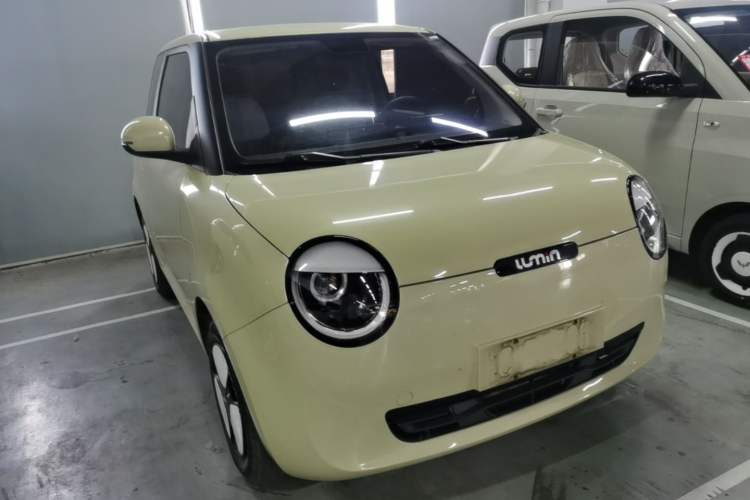 Used CHANGAN NEVO Lumin 2022 155 km – Refreshingly Sweet Edition Front Right 45 Deg