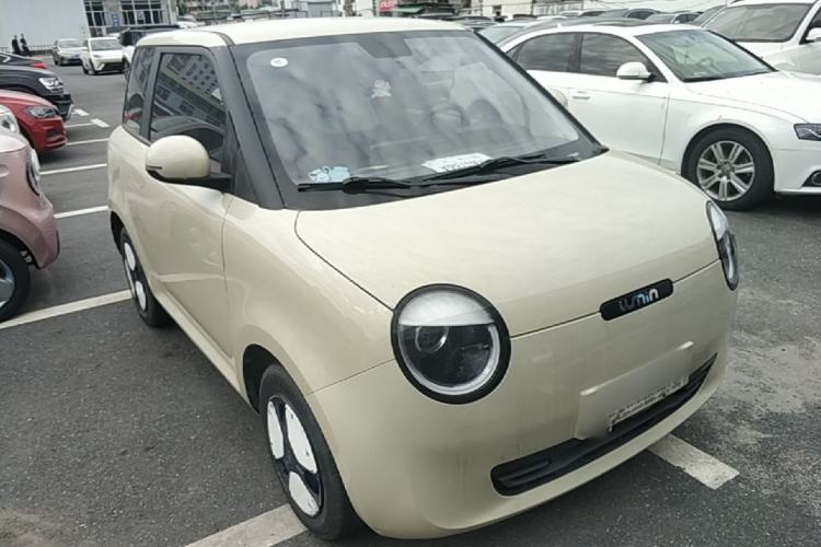 Used CHANGAN NEVO Lumin 2022 210km Sweet Edition Front Right 45 Deg