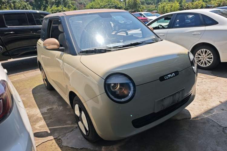 Used CHANGAN NEVO Lumin 2022 155 km – Refreshingly Sweet Edition Front Right 45 Deg