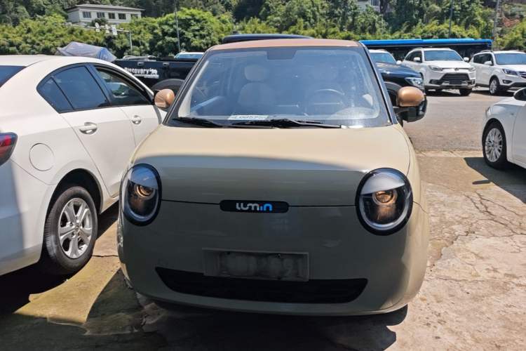 Used CHANGAN NEVO Lumin 2022 155 km – Refreshingly Sweet Edition Front