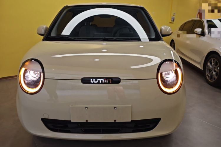 Used CHANGAN NEVO Lumin 2022 210km Sweet Edition Front