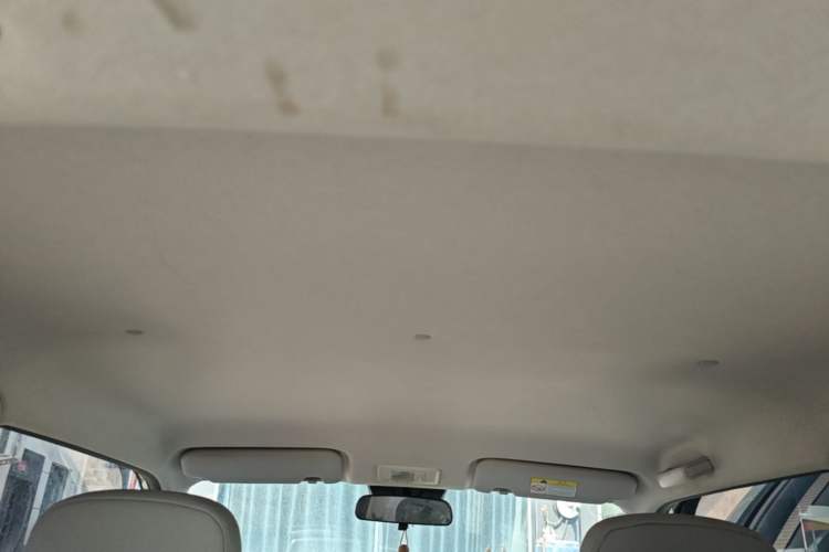 Used CHANGAN NEVO Lumin 2022 155 km – Refreshingly Sweet Edition Headliner