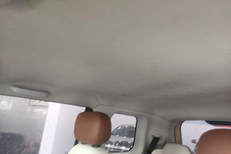 Used CHANGAN NEVO Lumin 2022 155 km – Refreshingly Sweet Edition Headliner