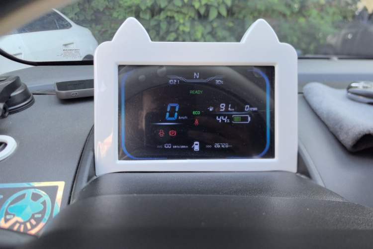 Used CHANGAN NEVO Lumin 2022 210km Sweet Edition Instrument Cluster