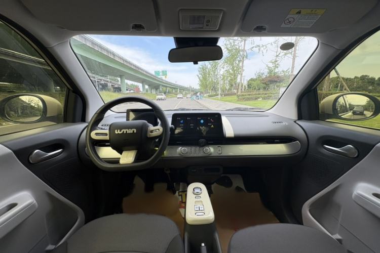 Used CHANGAN NEVO Lumin 2022 210km Sweet Edition Interior 1