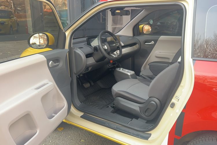 Used CHANGAN NEVO Lumin 2022 210km Sweet Edition Interior 2