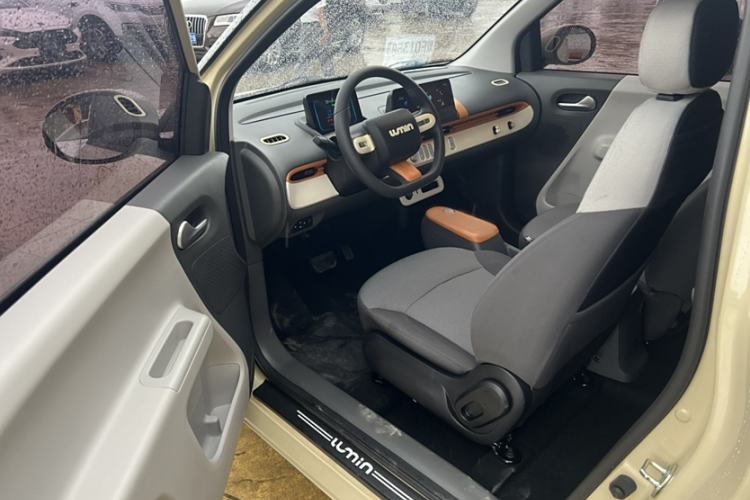Used CHANGAN NEVO Lumin 2022 210km Sweet Edition Interior 3