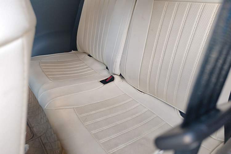 Used CHANGAN NEVO Lumin 2022 301km Honey-Sweet Version Left Rear Seat