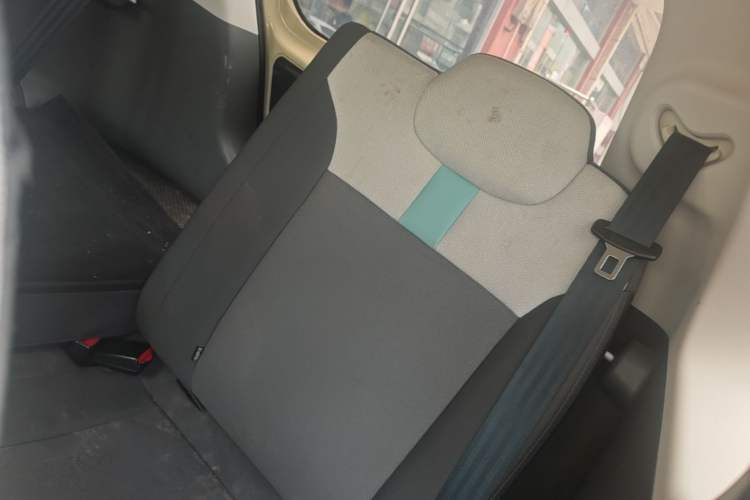 Used CHANGAN NEVO Lumin 2022 210km Sweet Edition Left Rear Seat