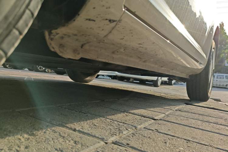 Used CHANGAN NEVO Lumin 2022 155 km – Refreshingly Sweet Edition Left Side Sill