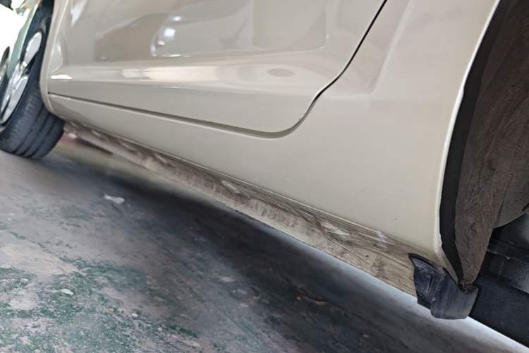 Used CHANGAN NEVO Lumin 2022 210km Sweet Edition Left Side Sill