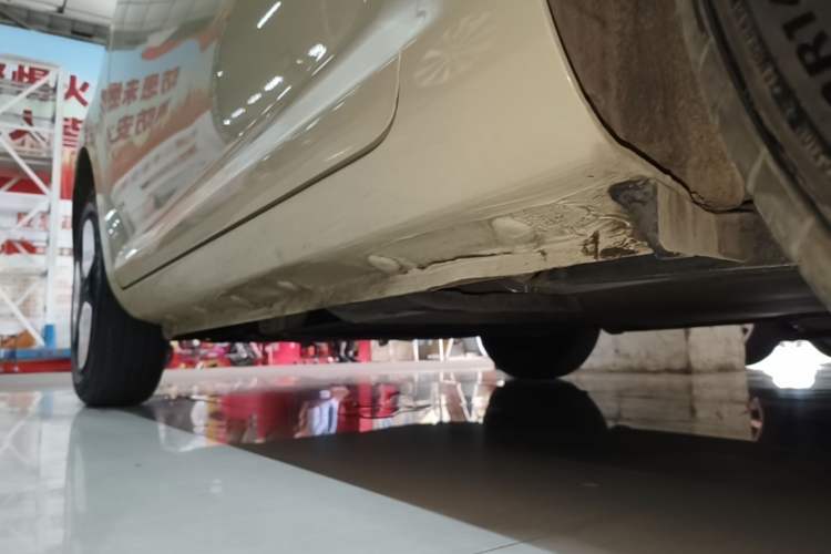Used CHANGAN NEVO Lumin 2022 210km Sweet Edition Left Side Sill