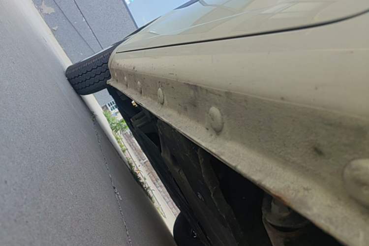 Used CHANGAN NEVO Lumin 2022 210km Sweet Edition Left Side Sill