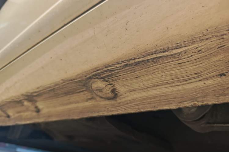 Used CHANGAN NEVO Lumin 2022 155 km – Refreshingly Sweet Edition Left Side Sill